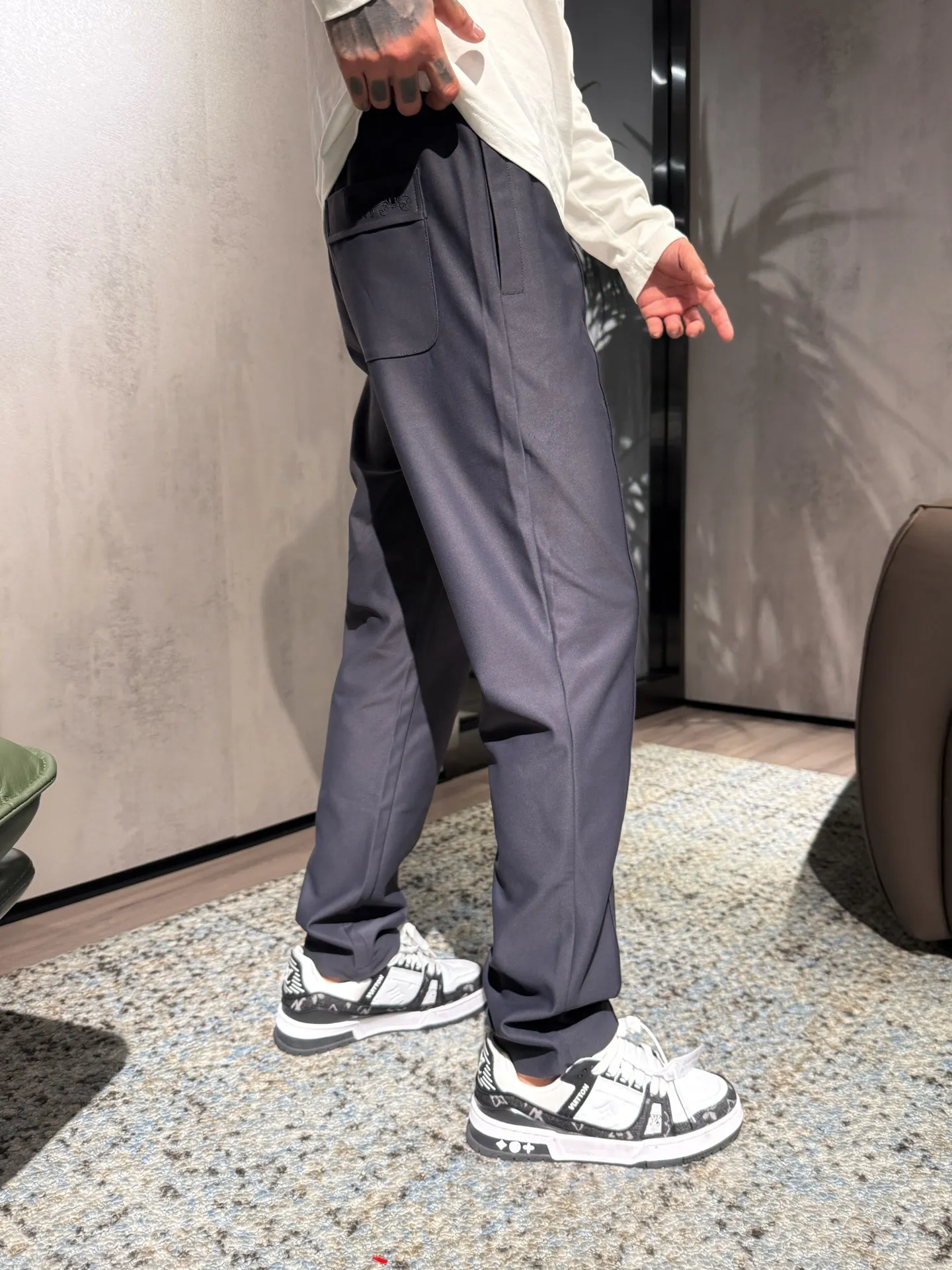 Coach, New Arrival casual pants, Original hard goods, simple and comfortable, unique design, creating a sense of simple lines, not picky, original custom fabric, excellent comfort, super style 👍🏻, 2⃣️ recommended colors, Sizes: M-3XL